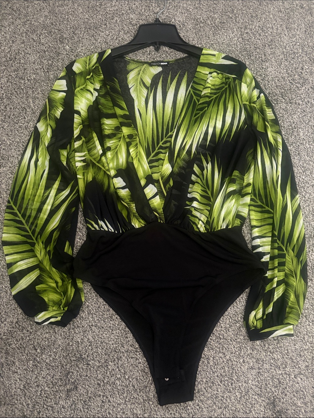 Fashion Nova Green & Black Tropical Leaf Long-Sleeve One-Piece Bodysuit